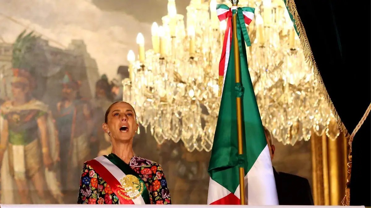 Sheinbaum celebra el Grito con vivas a México libre y soberano; destaca a Antonia Nava (nota de OEM-Informex)