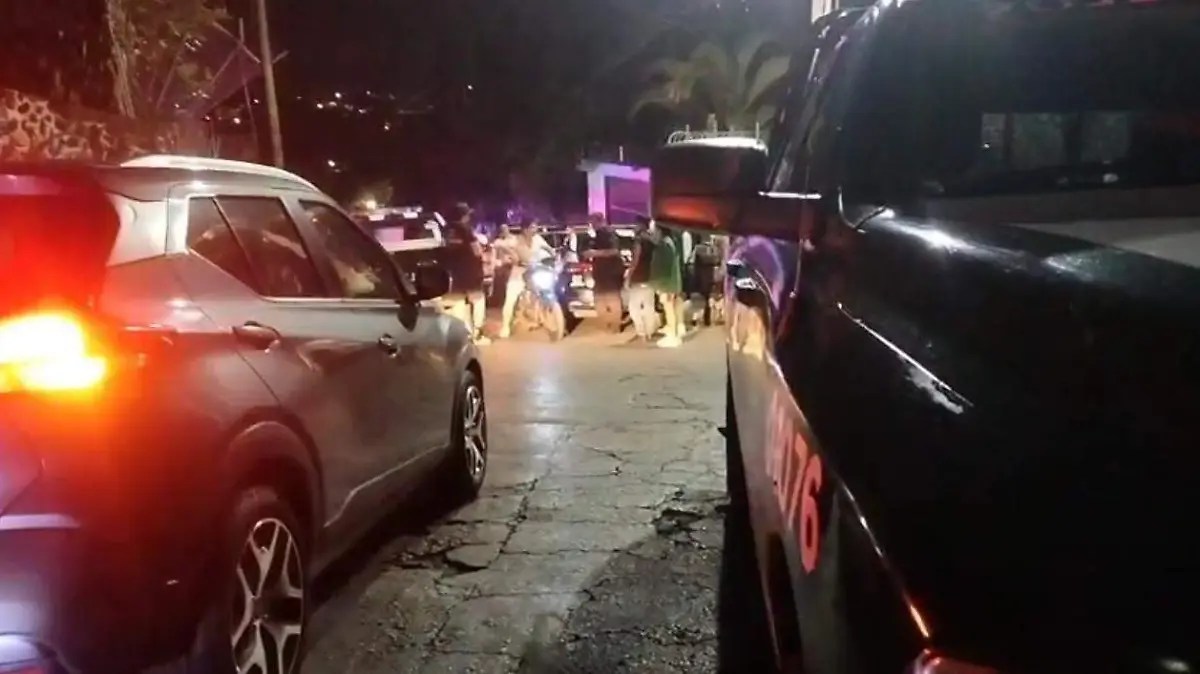 Asesinan a dos estudiantes de la Prepa 2 de la UAEM en Chulavista, Cuernavaca; otro más está herido (nota de Ingrit Islas en OEM-Informex)