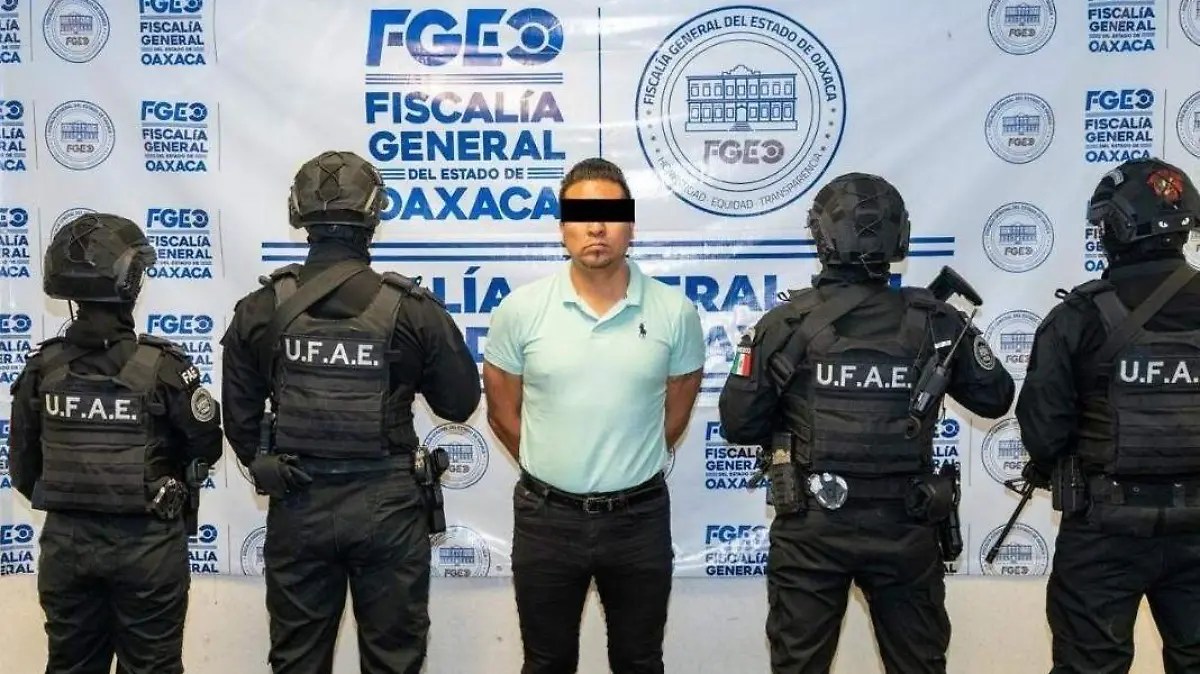 Detienen en Oaxaca a presunto brazo financiero de la ASAEO (nota de Luis Ramírez en OEM-Informex)