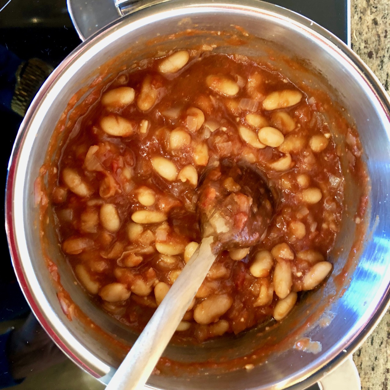 Cannellini Beans in tomato sauce
