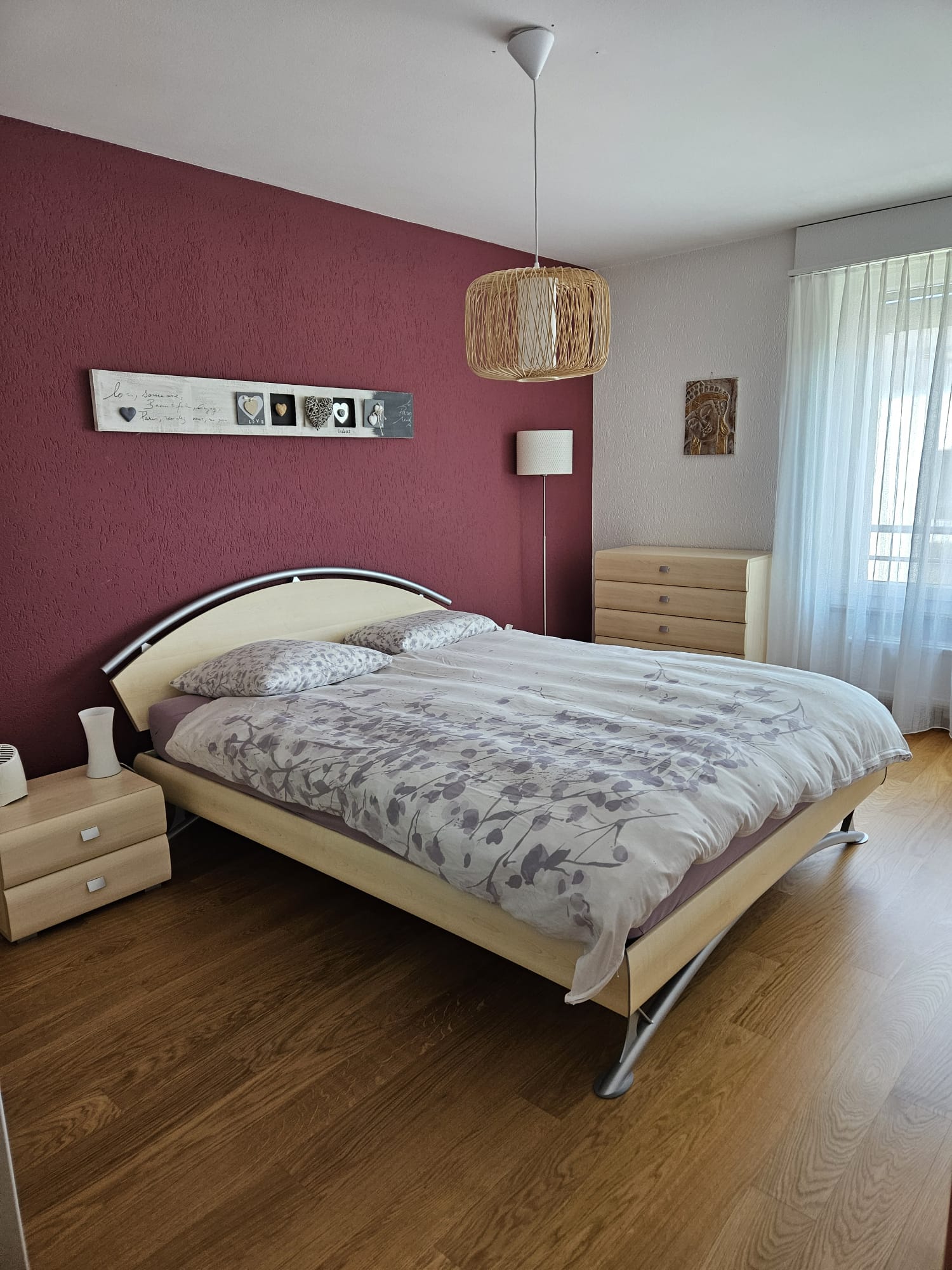 Bel appartement de 4 pièces au dernier étage – calme, lumineux, vue dégagée