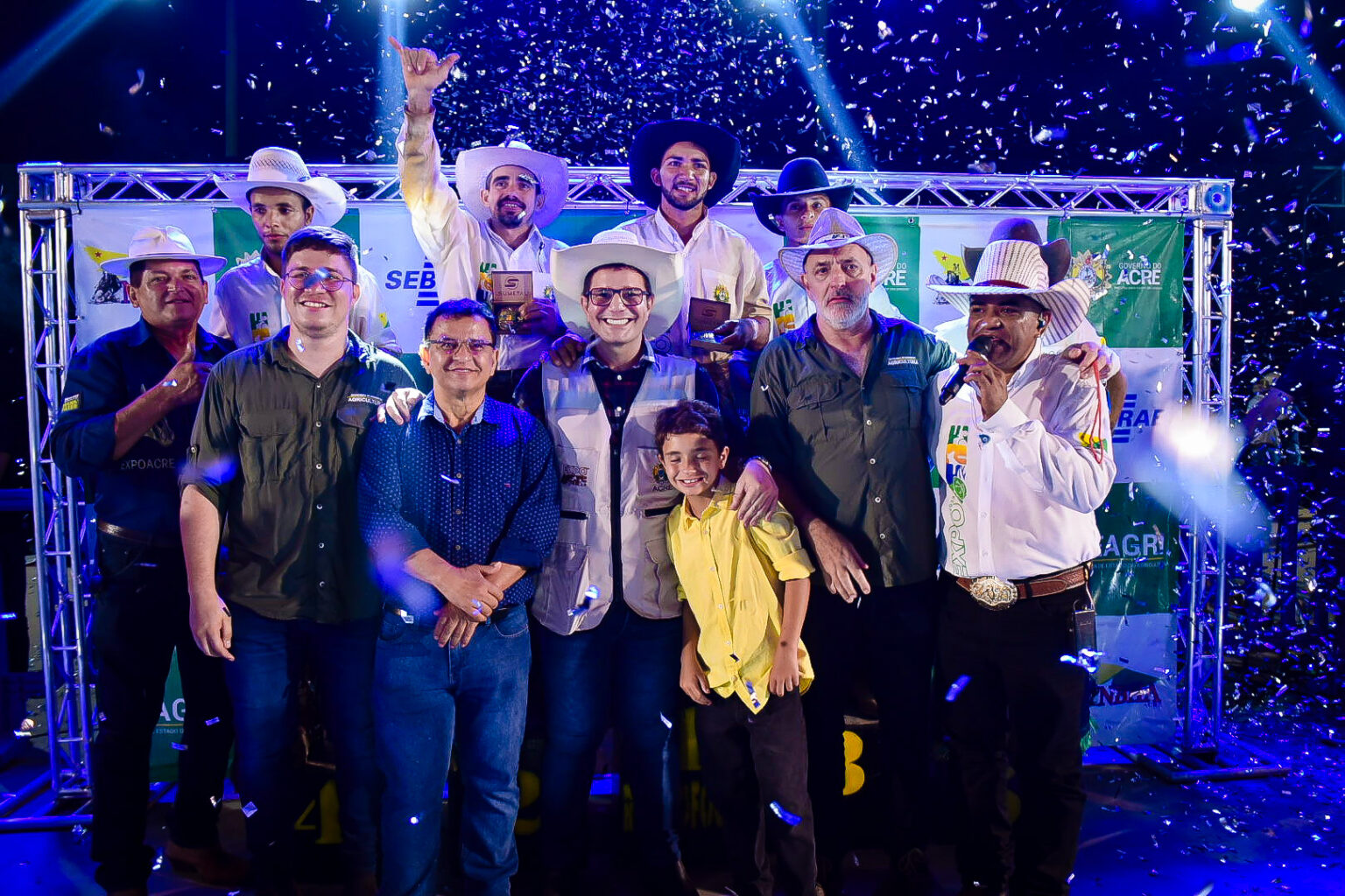 O governador surpreendeu a todos ao anunciar um carro Onix 23/24 como prêmio de primeiro lugar. Foto: Júnior Aguiar/Secom