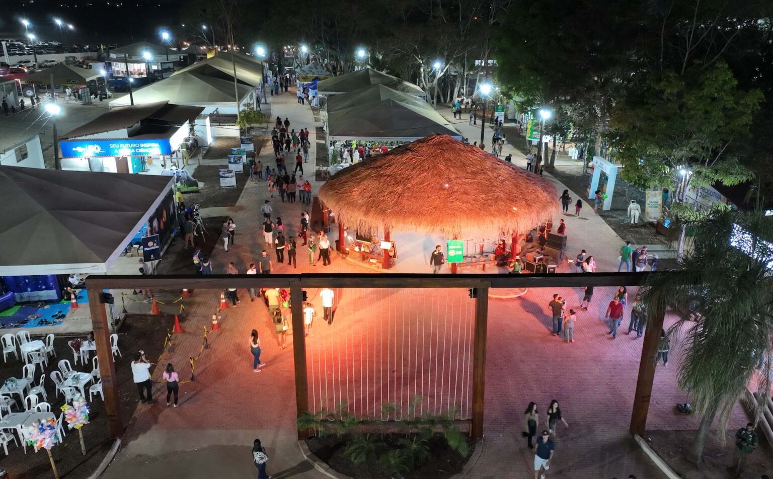 Nesta segunda-feira, 31, foram realizadas apresentações indígenas, além de shows dos gêneros gospel, rock e sertanejo. Foto: Pedro Devani/Secom