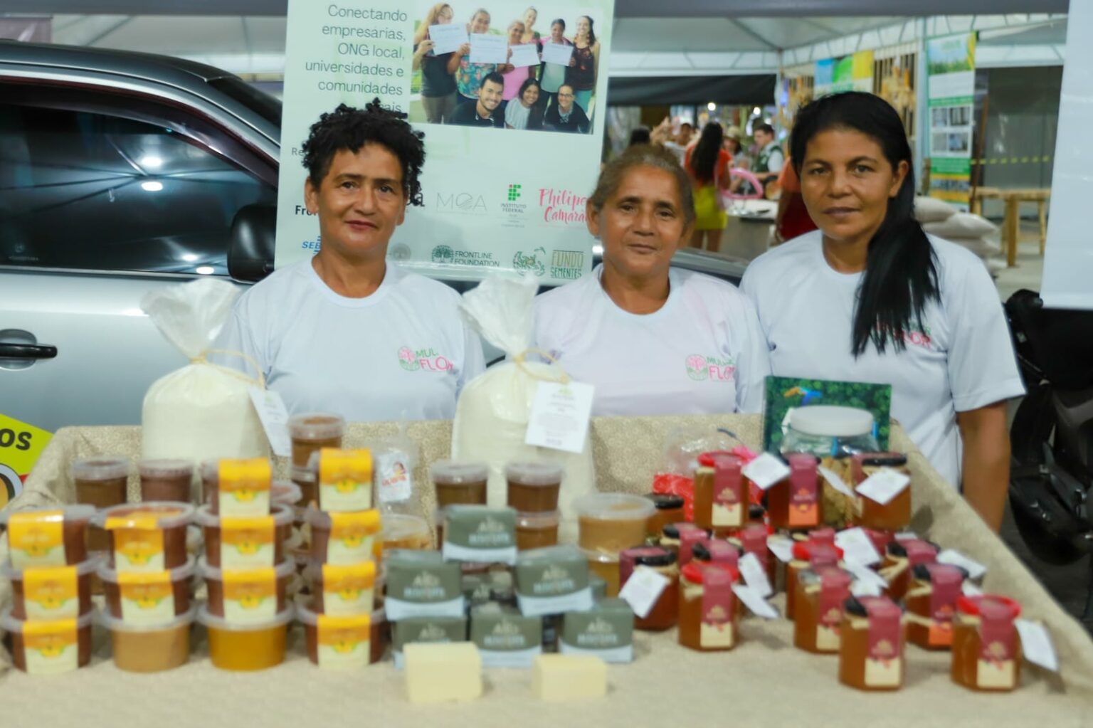 No espaço dedicado à Agricultura Familiar é possível encontrar uma variedade de produtos frescos, orgânicos e artesanais, todos produzidos por pequenos agricultores locais. Foto: Marcos Vicentti/Secom