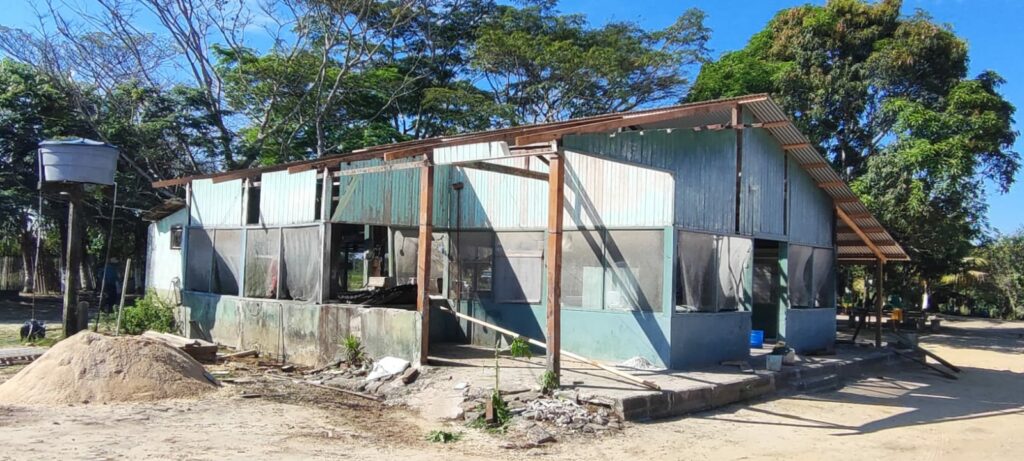 Estrutura da Casa de Farinha da Unidade Penitenciária de Cruzeiro do Sul é reformada com verba das penas pecuniárias. Foto: Elves Barros/Iapen