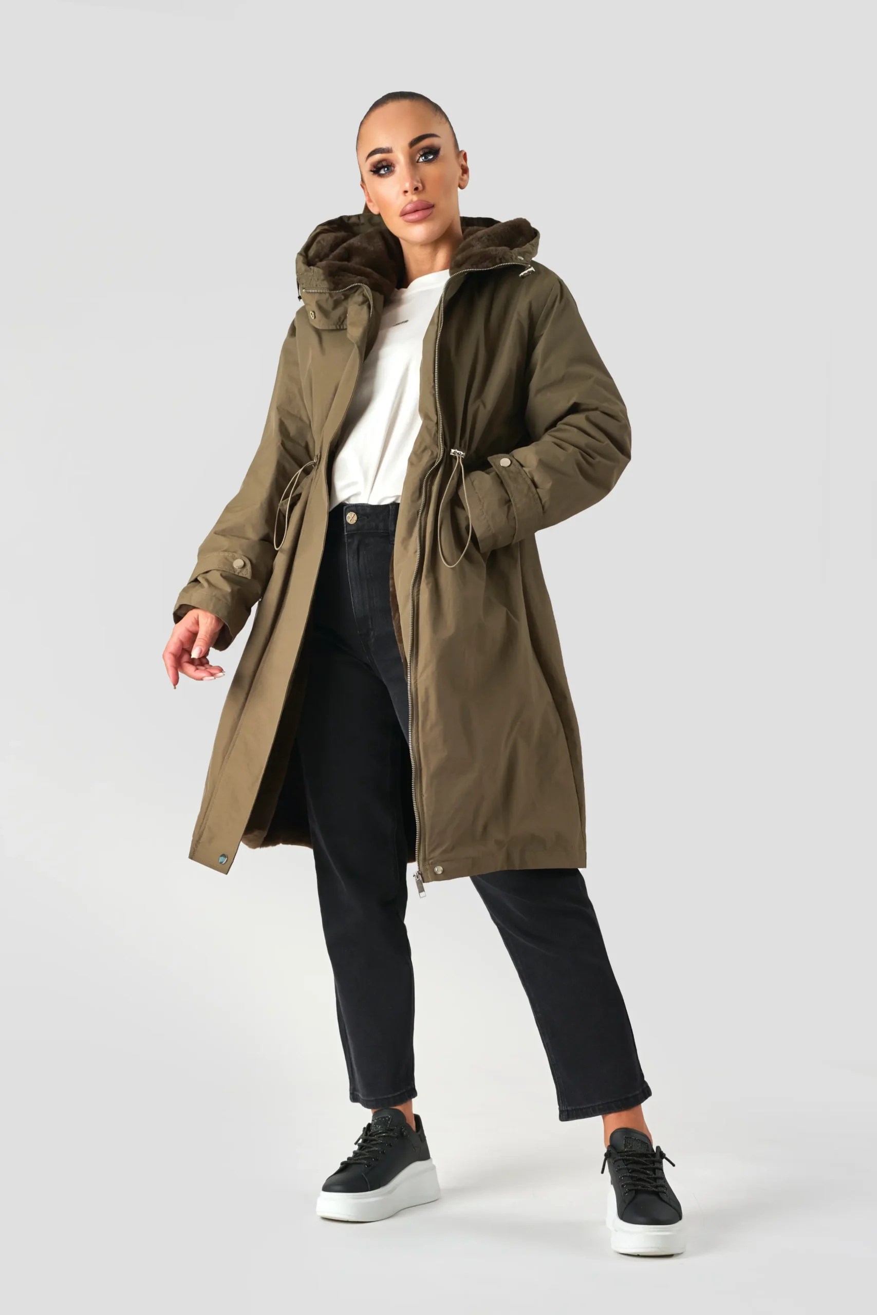 PARKA JUST-R IZ TEHNIČNEGA MATERIALA