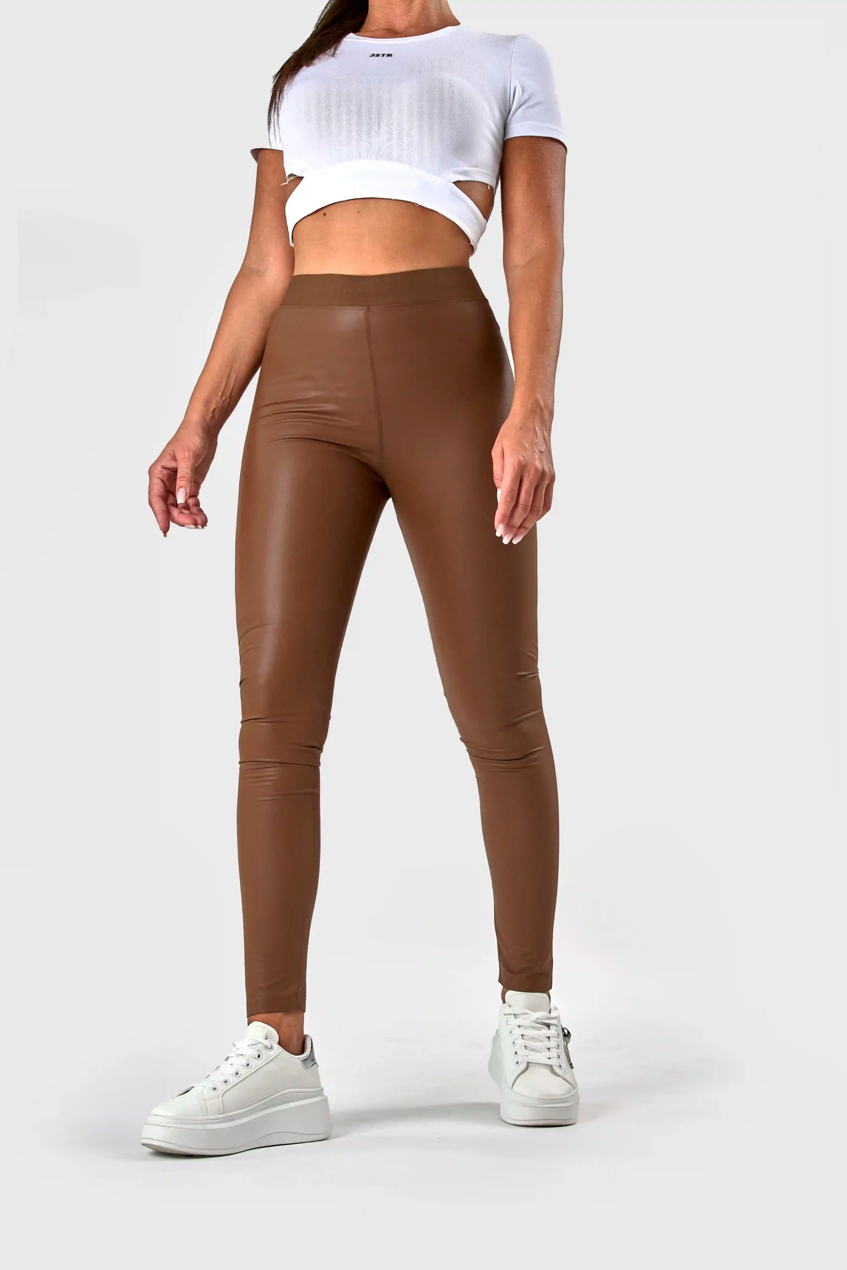 LEGICE SLIM FIT IZ IMITACIJE USNJA