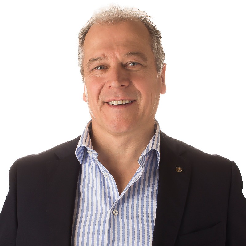 Dale Ritchie Headshot