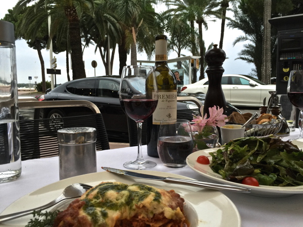 Stillwell_Cannes_Cafe_Dining