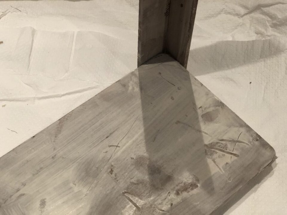 Learn how to make wood lantern. Rustic Wood Lantern under $3 out of paint stir sticks. Dollar Tree home decor diy . lantern project diy
