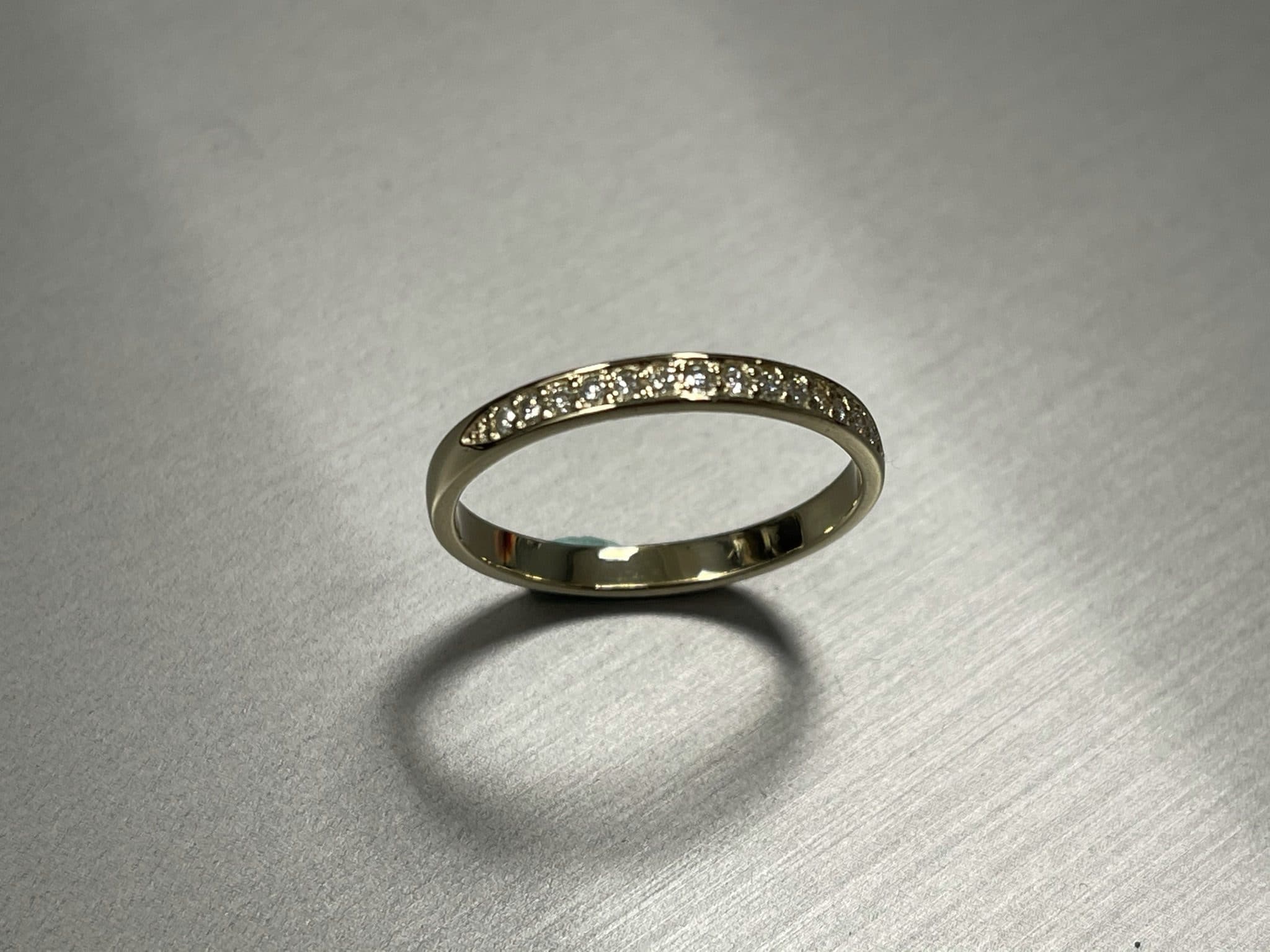 je zult gouden sieraden dus nooit in deze vorm aantreffen. Hoe ontstaat diamant? En hoe herken je diamant? | Juwelier Jos