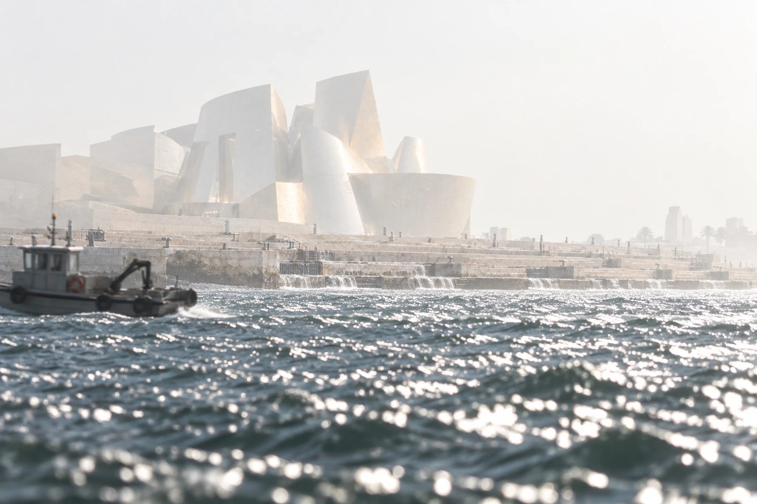 Tidal Room, Guggenheim Abu Dhabi: white heat. At noon, museum and water share the same white.