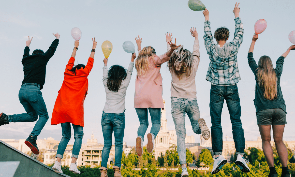 Amazing “anything but clothes” party ideas