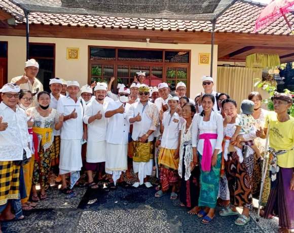 Hadir Sebagai Saksi Sekala Piodalan Pura Dadia Arya Branjingan, Wayan Suyasa Ingatkan Krama Jaga Persatuan-kabarbalihits