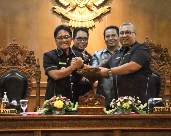 Rapat Paripurna DPRD Kabupaten Badung, Bupati Giri Prasta Apresiasi DPRD Badung Yang Selalu Berkomitmen Untuk Masyarakat-kabarbalihits