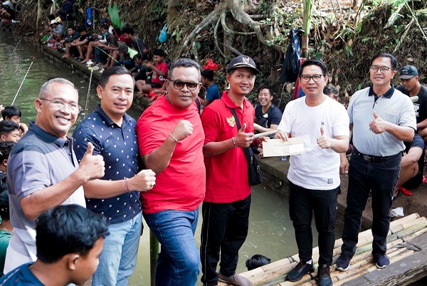 Lomba Mancing Air Deras Banjar Pasekan Sembung, Sekda Adi Arnawa Apresiasi Warga Lestarikan Lingkungan-kabarbalihits