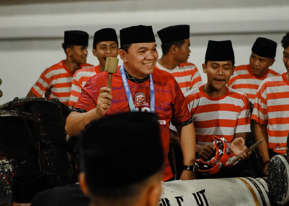 Madura United Hormati Persib Bandung, Achsanul Qosasi: Memuliakan Tamu Adalah Rezeki, Sepak Bola Perlu Sentuhan Budaya
