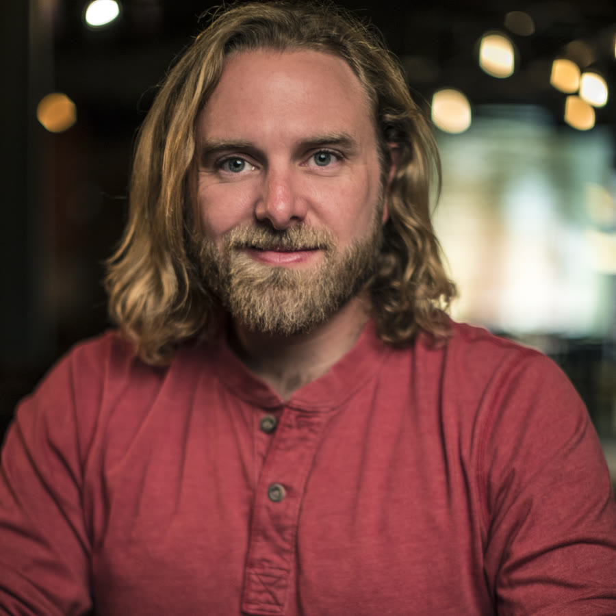 Headshot of comedian James Schrader