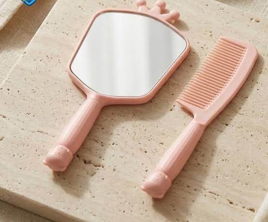 Chunnuanhuakai Comb Mirror (Combo)