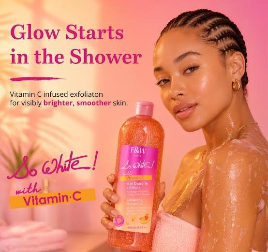 Fair & White So White So White Vitamin C Exfoliating Shower Gel 940ml