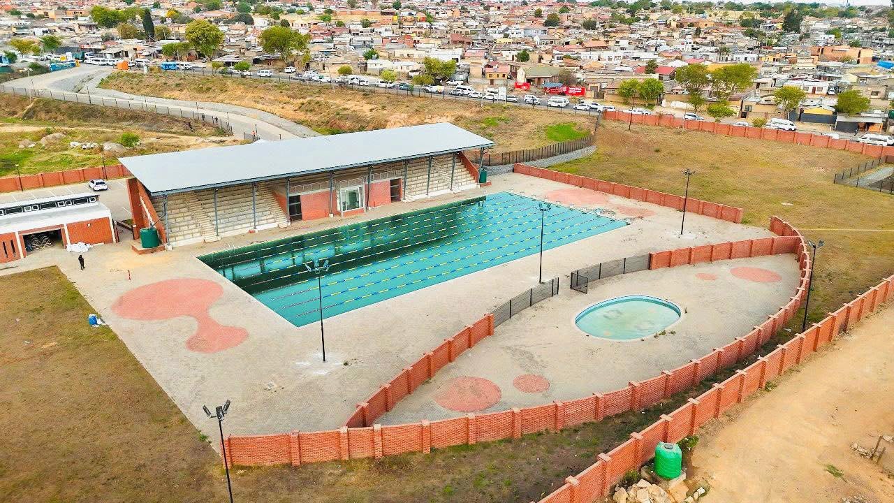 Ivory Park Swimming Pool