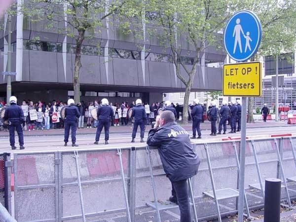 afa demonstratie 5 juni 2004 Den Haag