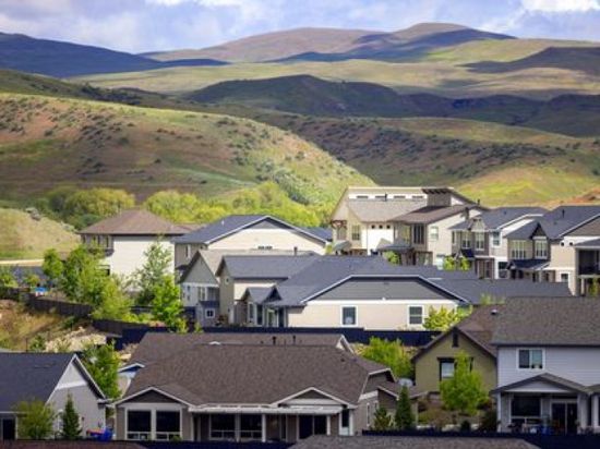 إقبال على شراء المساكن في الولايات المتحدة والنمو 2% إقبال على شراء المساكن في الولايات المتحدة والنمو 2%