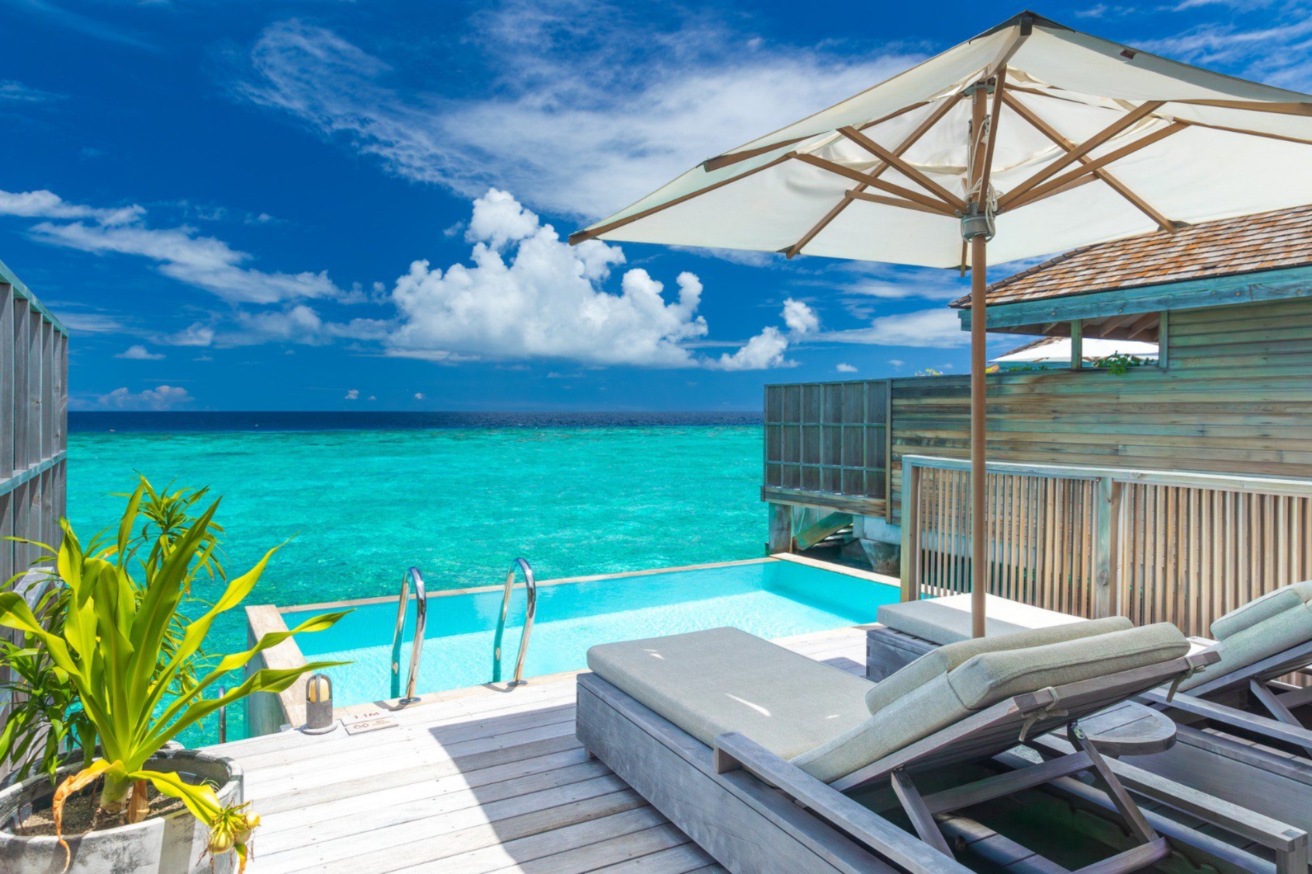 Ocean Pool Villas