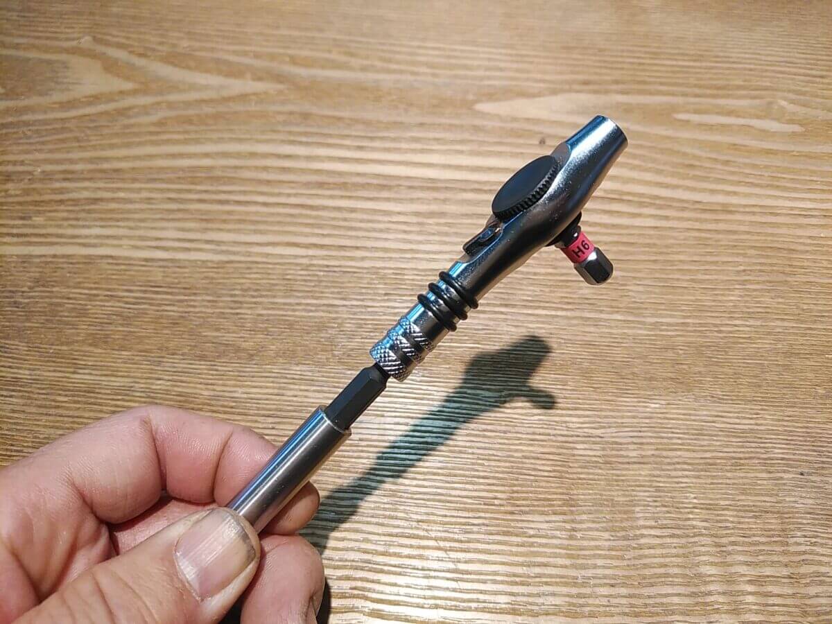 自転車携帯工具】1本で万能『PRO RATCHET MULTI-TOOL』 | KAMIHAGI cycle