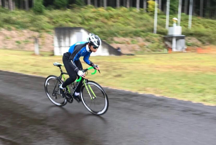 雨のレース