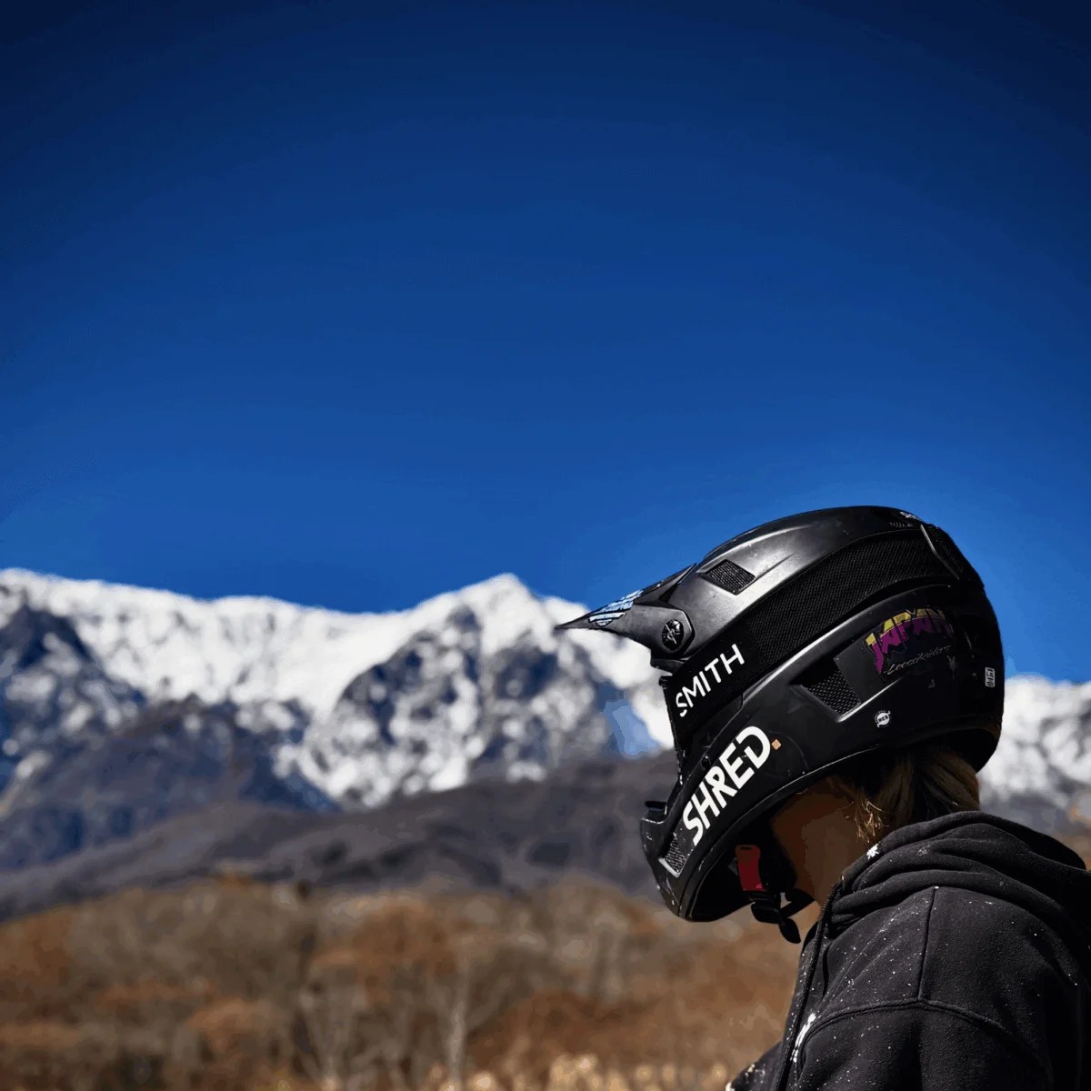 SHRED. POPUP】MTBライド必需品。全身装備で安全に走りましょう