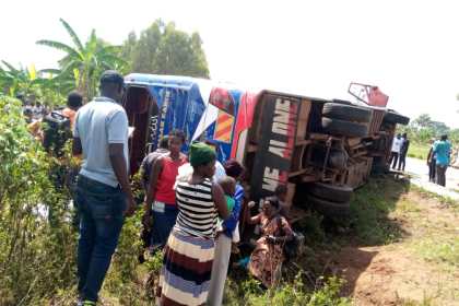 YY Bus involved in accident in Bukedea