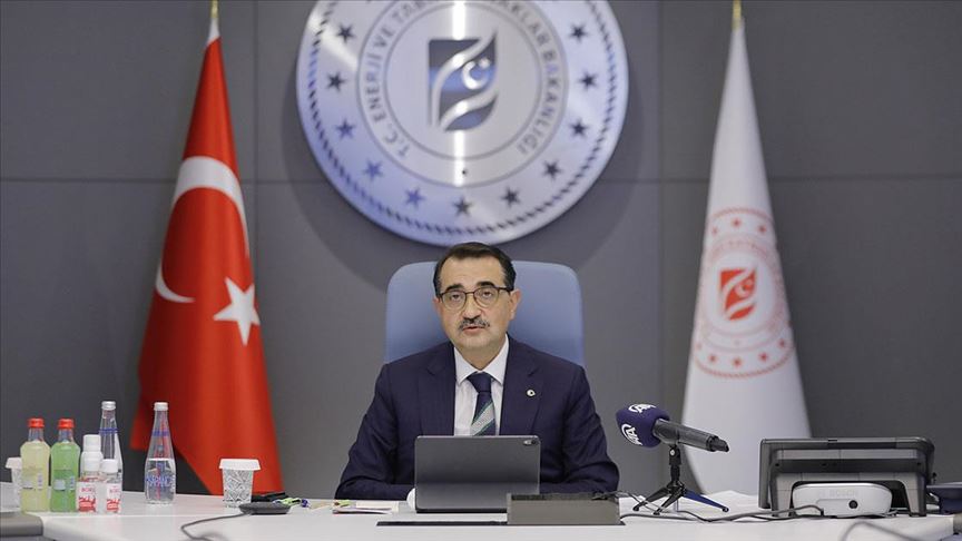 Bakan Dönmez: Hem Karadeniz’de hem de Akdeniz’de keşiflerimizin devamı gelecek