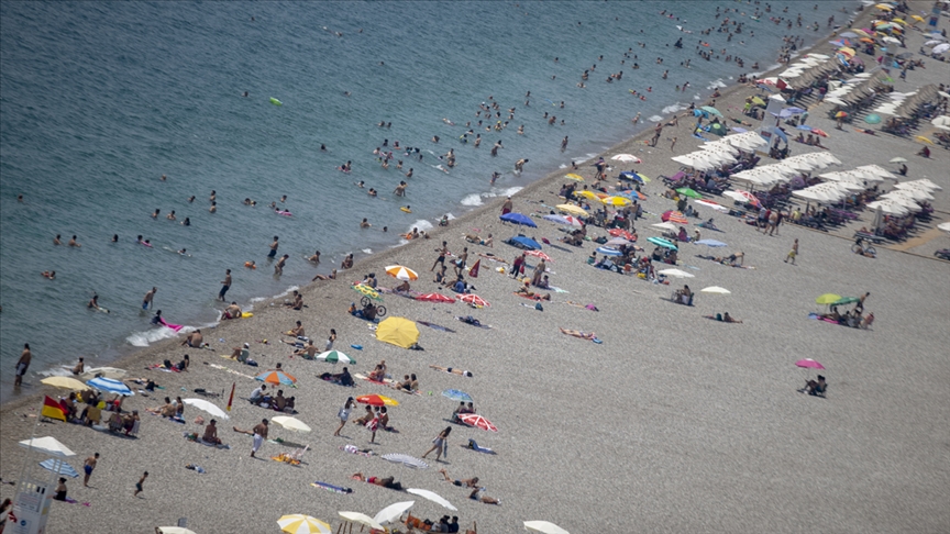 Antalya 2020’de yaklaşık 3,5 milyon turist ağırladı