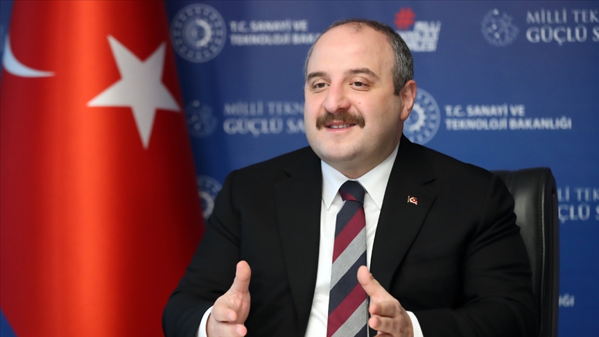 Bakan Varank: Faz çalışmalarında aşıyı vurdurmakla ilgili niyetimiz var