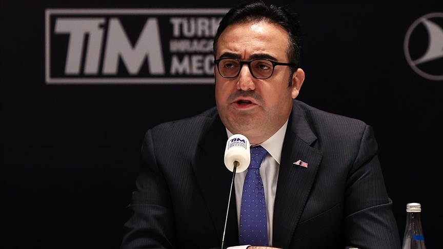 ‘150 milyar dolarlık hizmet ihracatına ulaşmak için inovasyon ekseninde hareket etmeniz gerektiğinin bilincindeyiz’