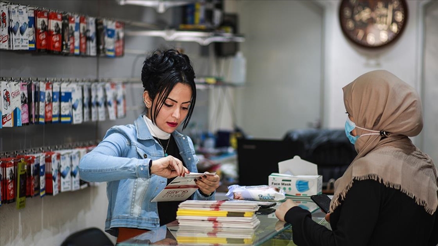 Gazzeli gençler kendi küçük işletmelerini kurarak işsizliğe çözüm arıyor