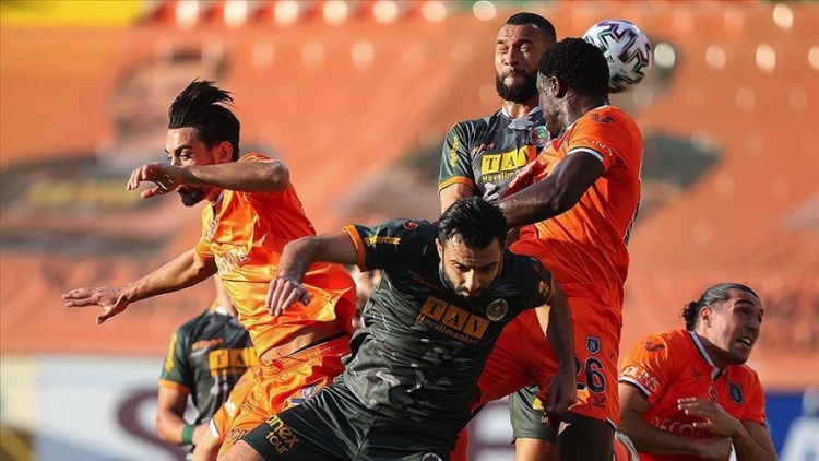 Süper Lig’in son şampiyonu galibiyeti unuttu