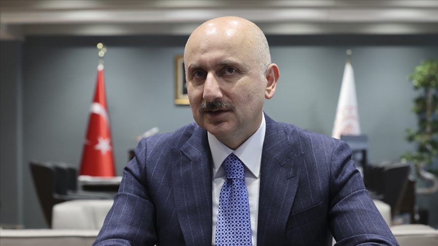 Bakan Karaismailoğlu: 5G’ye geçişte KOBİ’lerimizle el ele çalışmaya devam edeceğiz