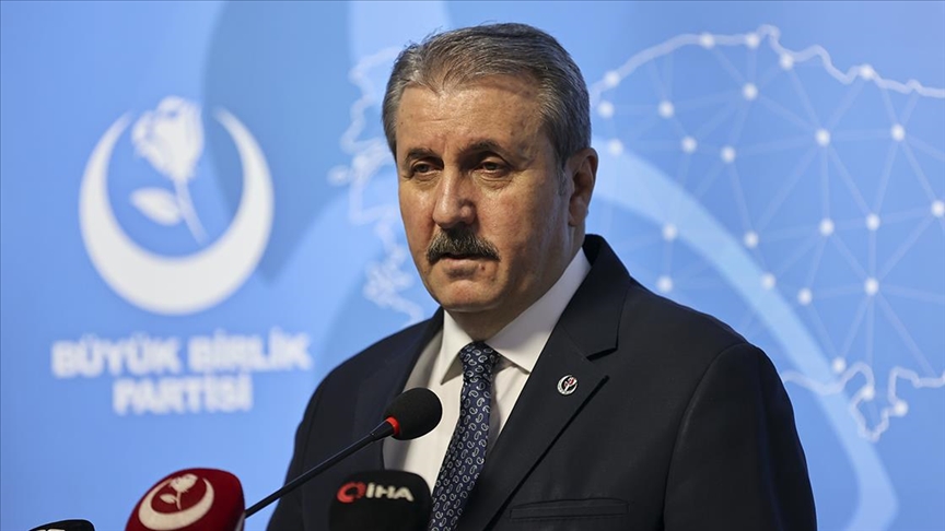 BBP Genel Başkanı Destici: Devletin kurumlarını ve başını itham eden açıklamaları haksızlık olarak görüyoruz