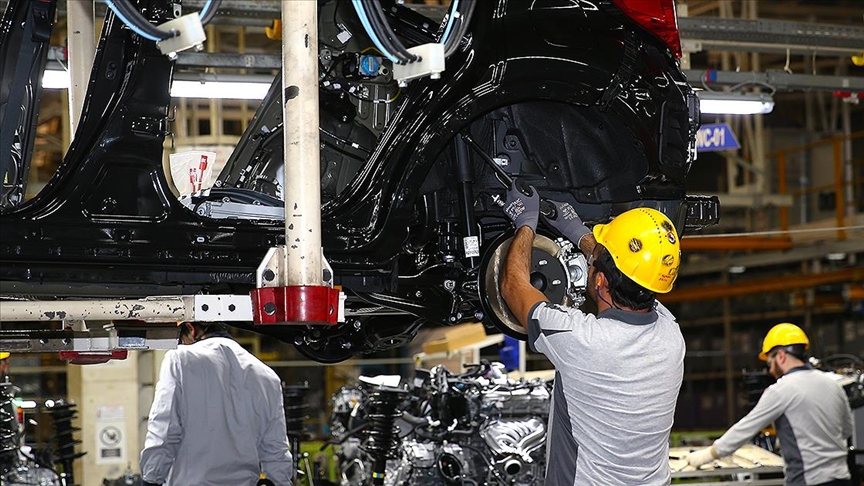 Sakarya’da ocakta üretilen 20 bin 800 araç dünya yollarında
