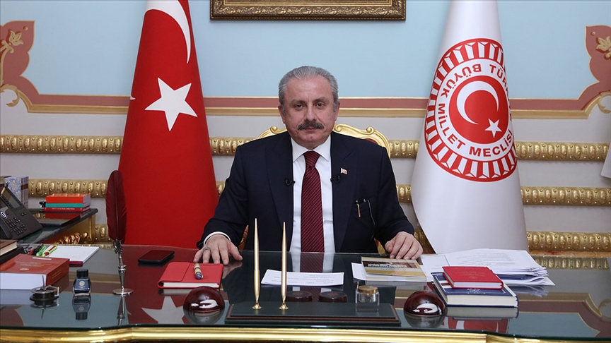 TBMM Başkanı Şentop: Meclis’teki tüm partilerin yeni anayasa tartışmasının içinde olması doğru olacaktır