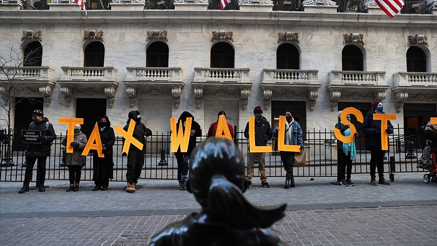 GameStop’ın hızlı yükselişi tersine dönerken yarattığı tedirginlik sürüyor