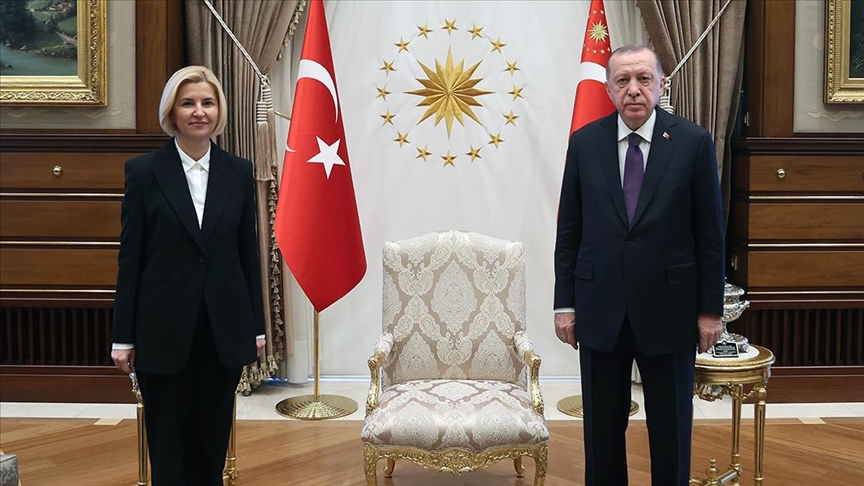 Cumhurbaşkanı Erdoğan, Gagavuz Özerk Yeri Başkanı Irina Vlah’ı kabul etti