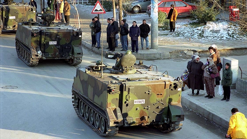 28 Şubat’ta ekonomi de ‘darbe’ aldı