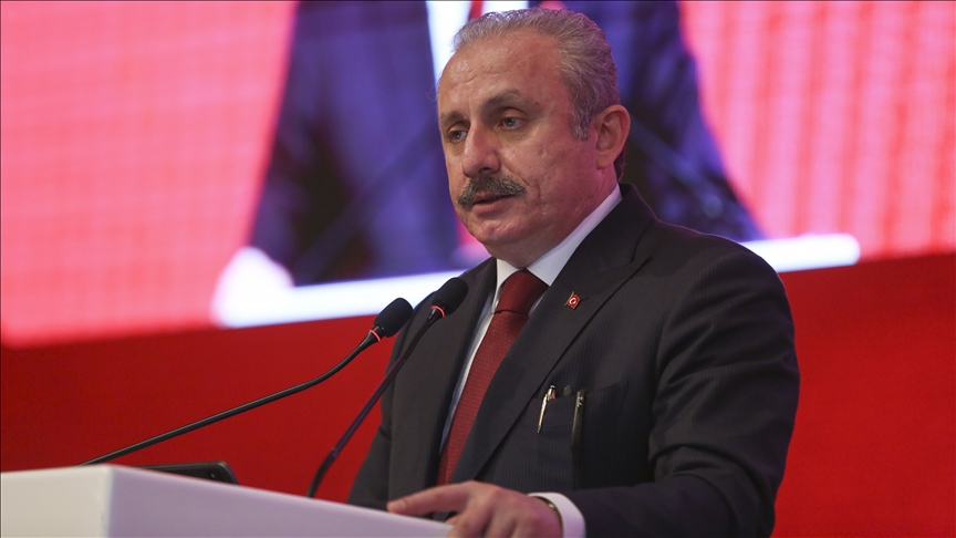 TBMM Başkanı Şentop: O gün kameraya yansıyan bu görüntülerle, masanın iki tarafı arasındaki dostluğa şahit olduk