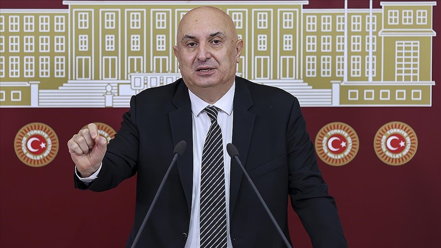 CHP’li Özkoç: Hangi siyasi partiye mensup olursa olsun hiçbir vekilin milletvekilliğinin düşürülmesi doğru değildir