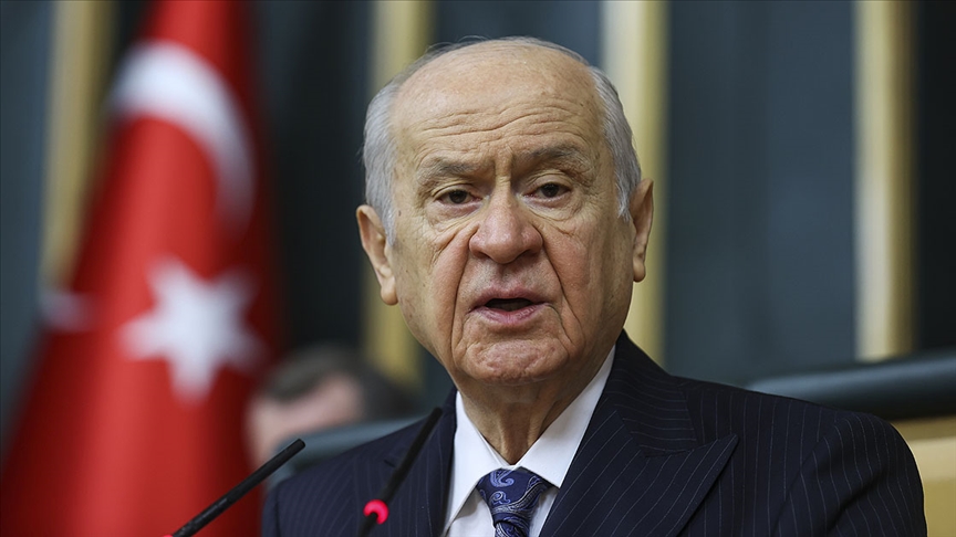 Bahçeli’den Limasol’da camiye yönelik saldırıya tepki: Cami duvarlarına haç resmi çizenler alçaktır, korkaktır