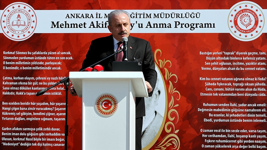 TBMM Başkanı Şentop: Akif mazlumun dostu, zalimin hasmı, istiklal ve istikbal davamızın güçlü ve gür sesidir