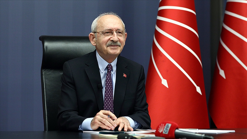 CHP Genel Başkanı Kılıçdaroğlu down sendromlular ve aileleriyle görüştü